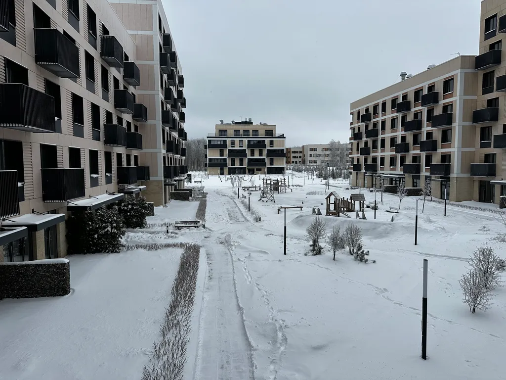 Умная квартира с дизайнерским ремонтом и тёплой парковой