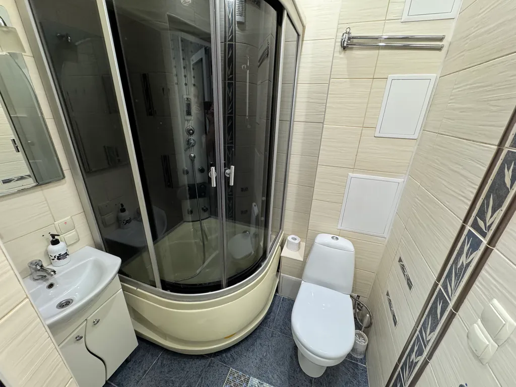 2-х комнатная по центральной улице Ленина