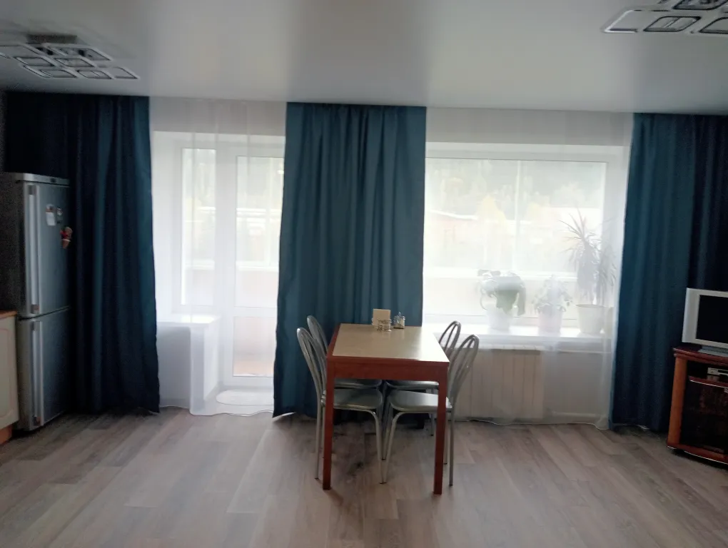 Квартира 2-комнатная Квартира — Таштагол