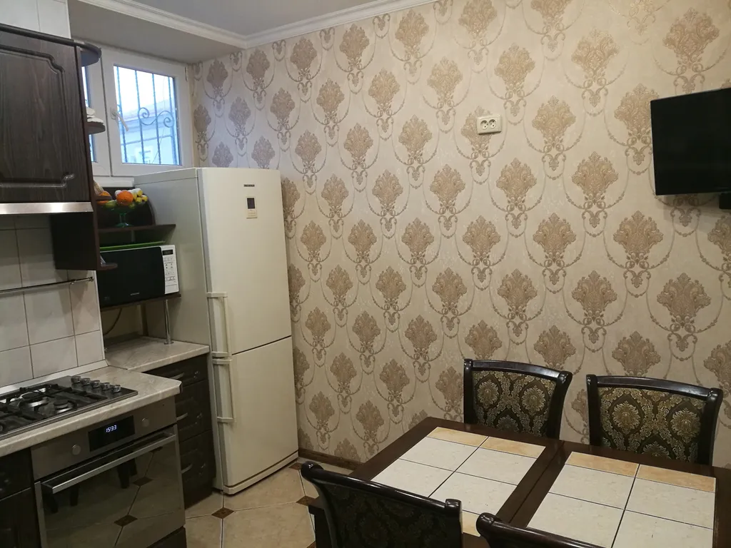 2-к сталинка в центре у набережной