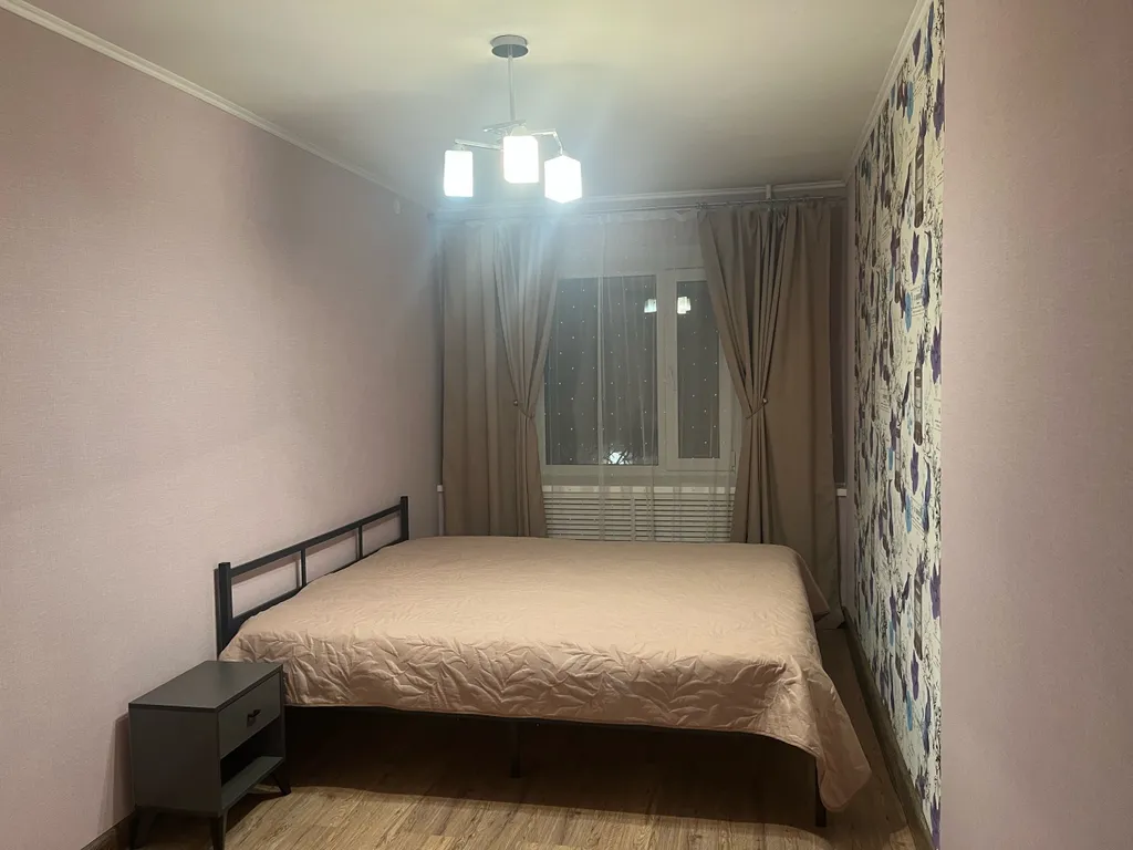 Комфортабельная и просторная квартира в центре города, после ремонта.