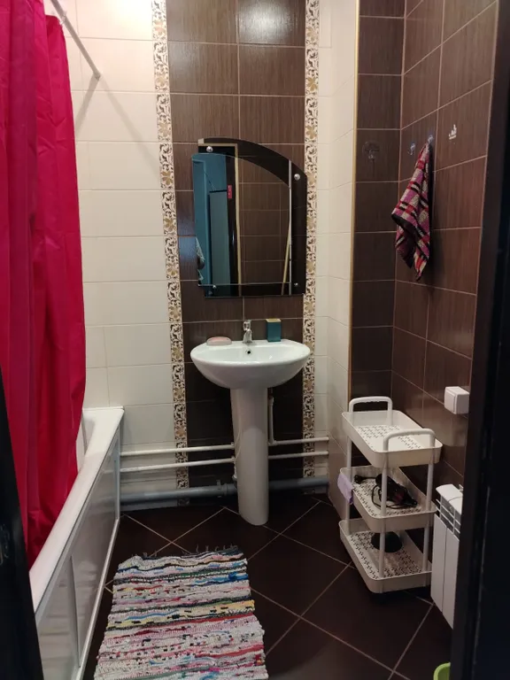 Простор и уют для семьи в центре города с видом на город