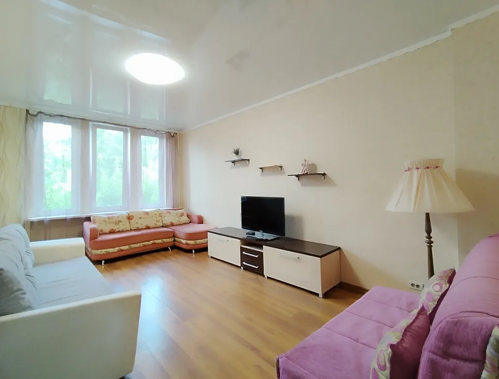 Комфортная квартира до 7 человек — аренда посуточно в Череповец