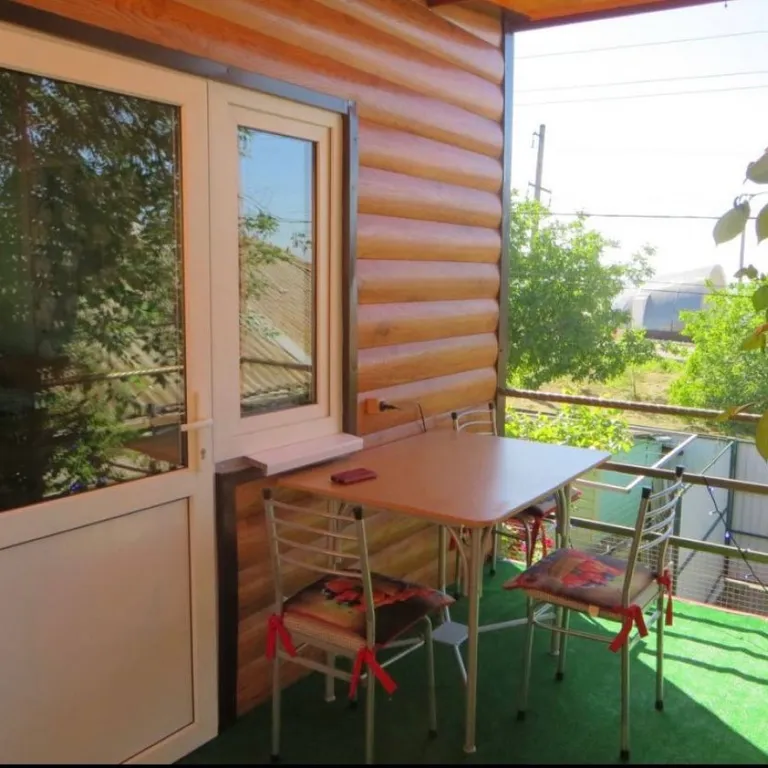 Коттедж Отдельное жильё со своей стоянкой — аренда посуточно в Ейск