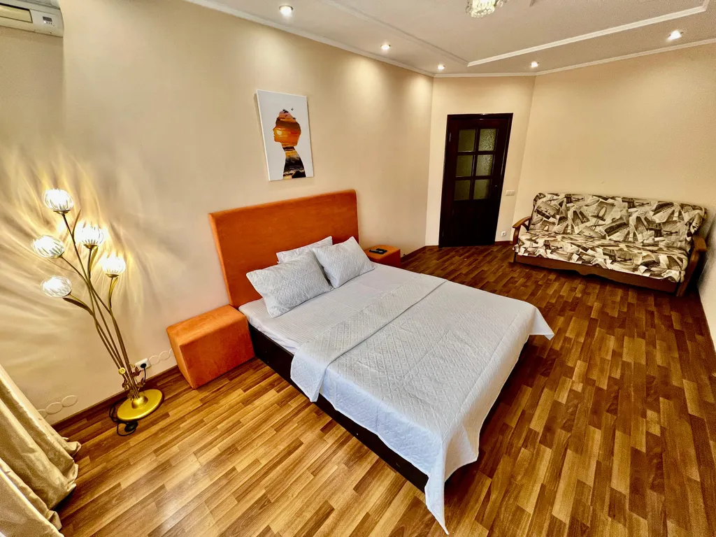 Уютная однушка в центре возле Бродвея