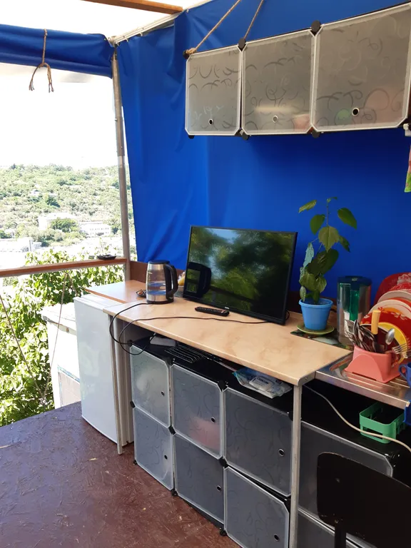 Домик на горке