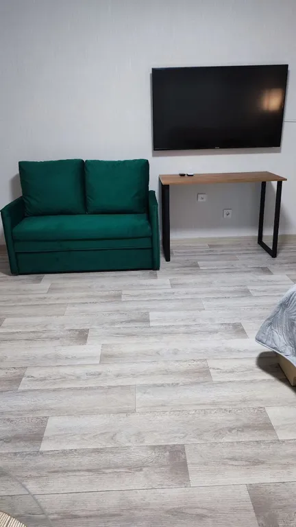 Комфортная студия рядом с ЛА Трактор