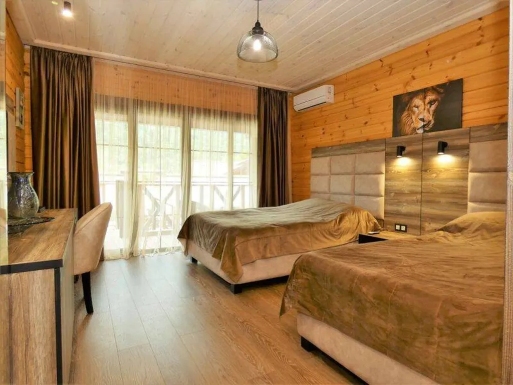 Коттедж Дом в горах с видом на бассейн — аренда посуточно в Лазаревское