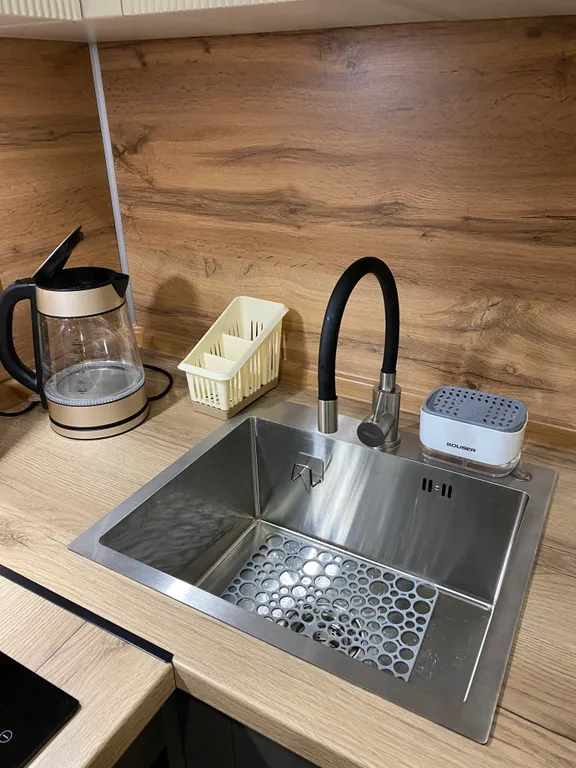 Яркая уютная студия с закрытой территорией