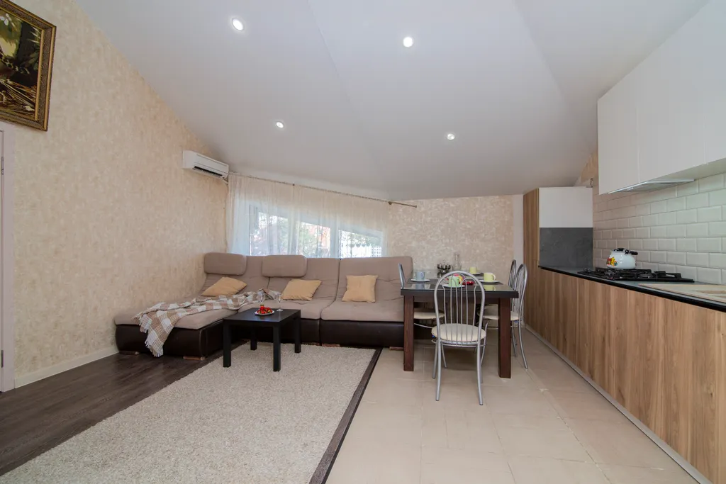 Квартира Трехкомнатная квартира в центре города в 10 минутах от моря — Геленджик