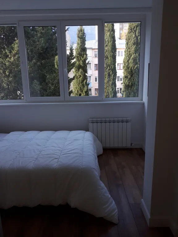 Уютная квартира в центре Ялты, ровное место, развитая инфрастуктура