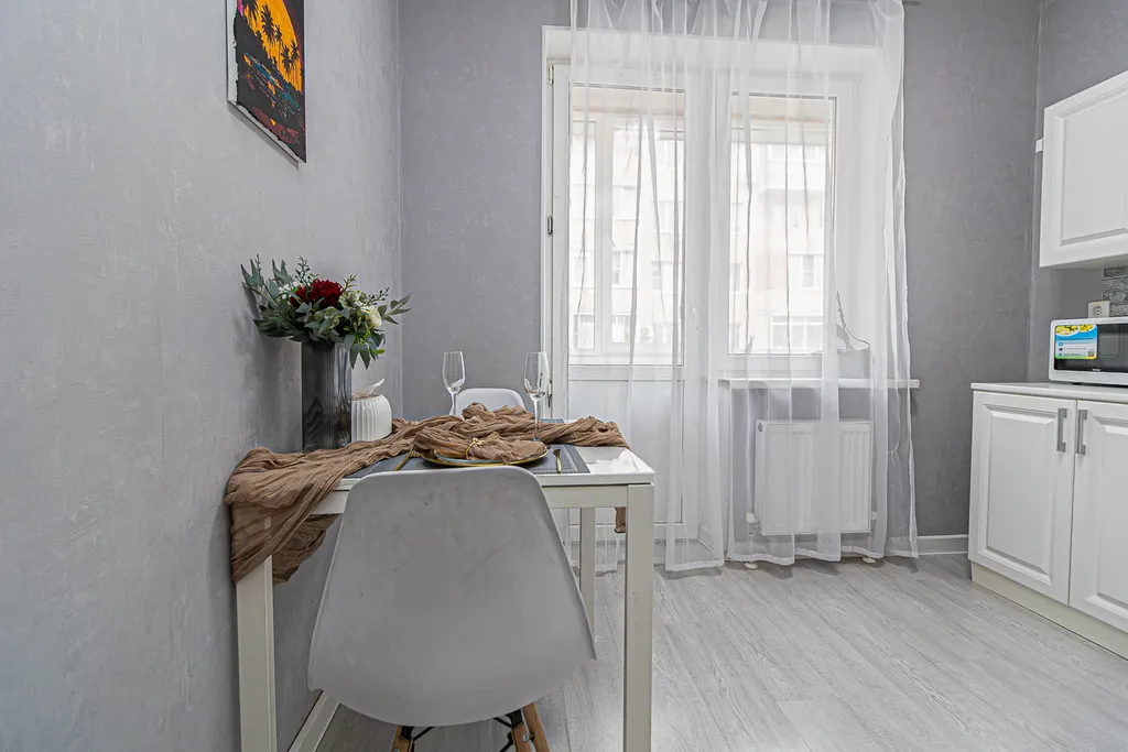 Уютная квартира возле тц Мега Адыгея