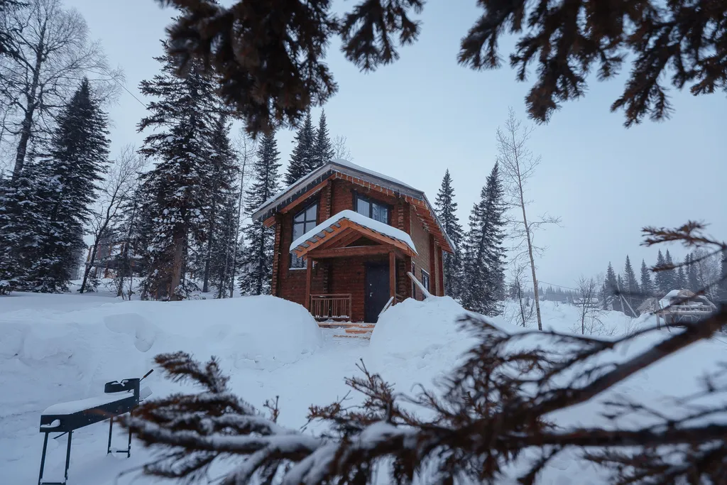 Коттедж Дача в лесу с видом на горы — Шерегеш