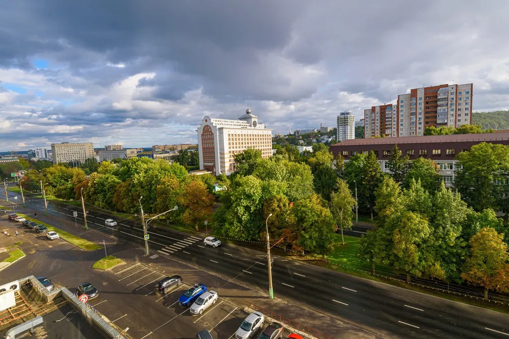 Просторная современная 2-комнатная квартира в центре