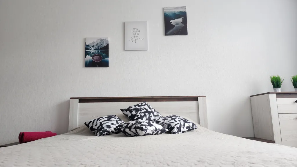 Евротрешка с терассой и выходом на бассеин