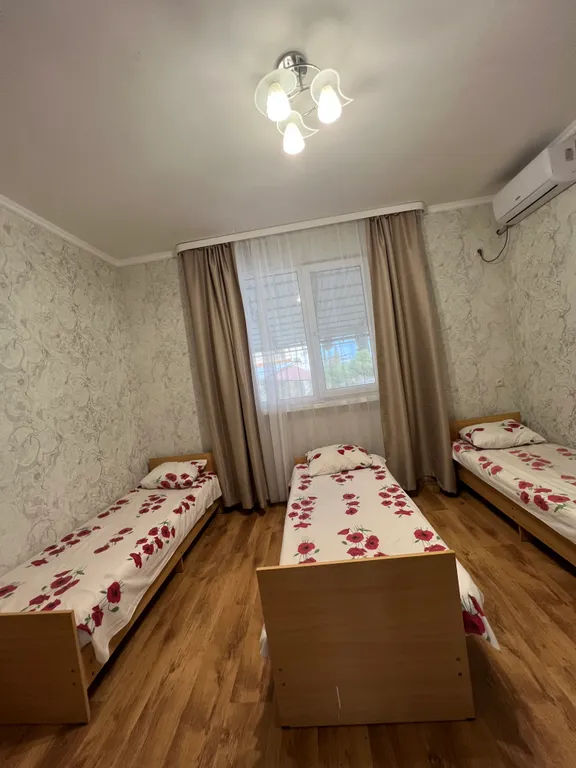 Эконом трехместный