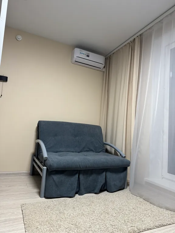 Уютная квартира-студия с видом на лес