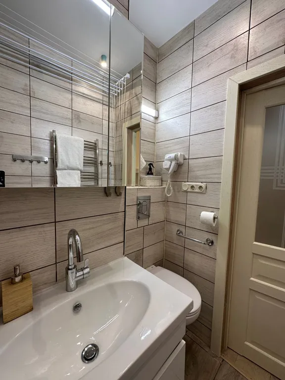 Уютная 3-х комнатная квартира с балконом и видом на горы