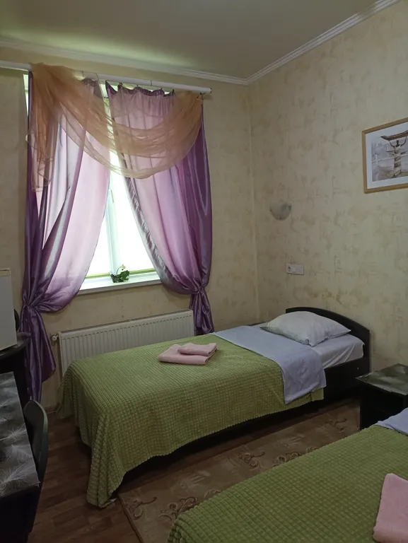 Квартира Двухместный номер стандарт с 2 односпальными кроватями — аренда посуточно в Таганрог