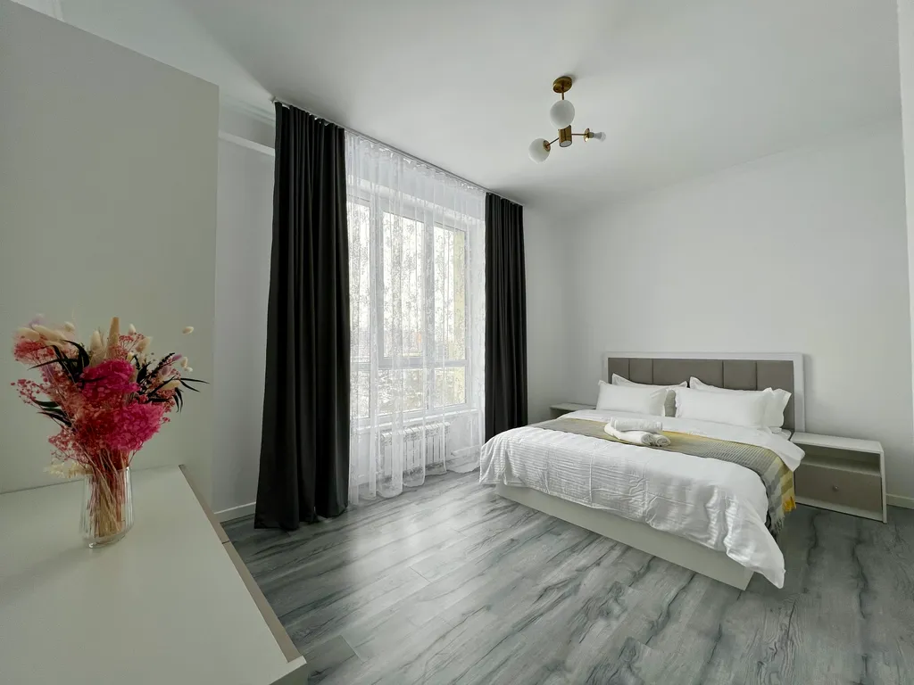 Family suite with mountain view