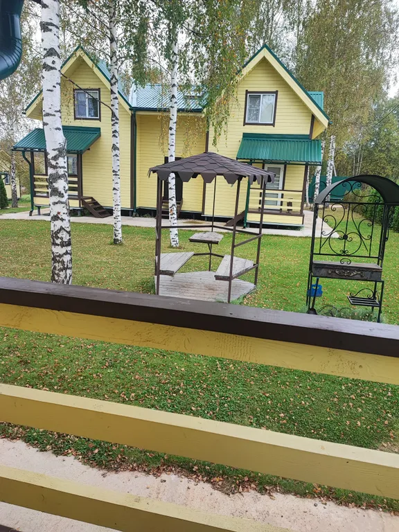 Просторный деревянный коттедж, половина дома, 2 этажа 1П