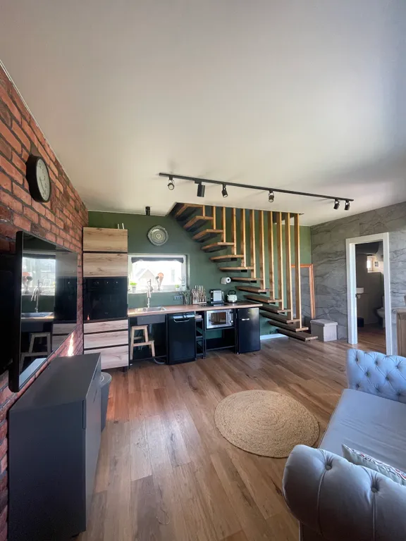 Коттедж Уютный домик с баней и купелью вблизи от города — Иннолово