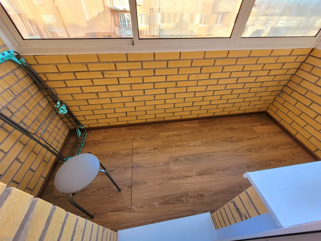 Квартира-студия в новом доме в районе войсковой части