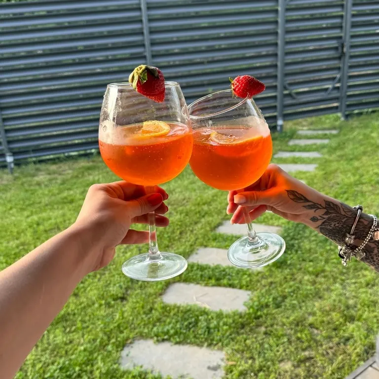 Собер Дача - частный дом рядом с лесом и винодельней