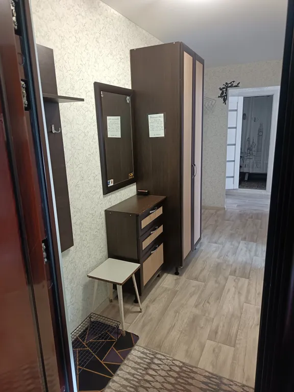 Большая, тёплая, уютная квартира с отдельной кухней в тихом районе