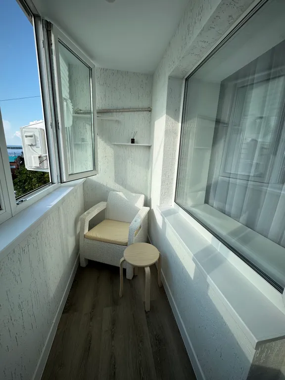 Комфортабельная квартира с тропическим душем на набережной