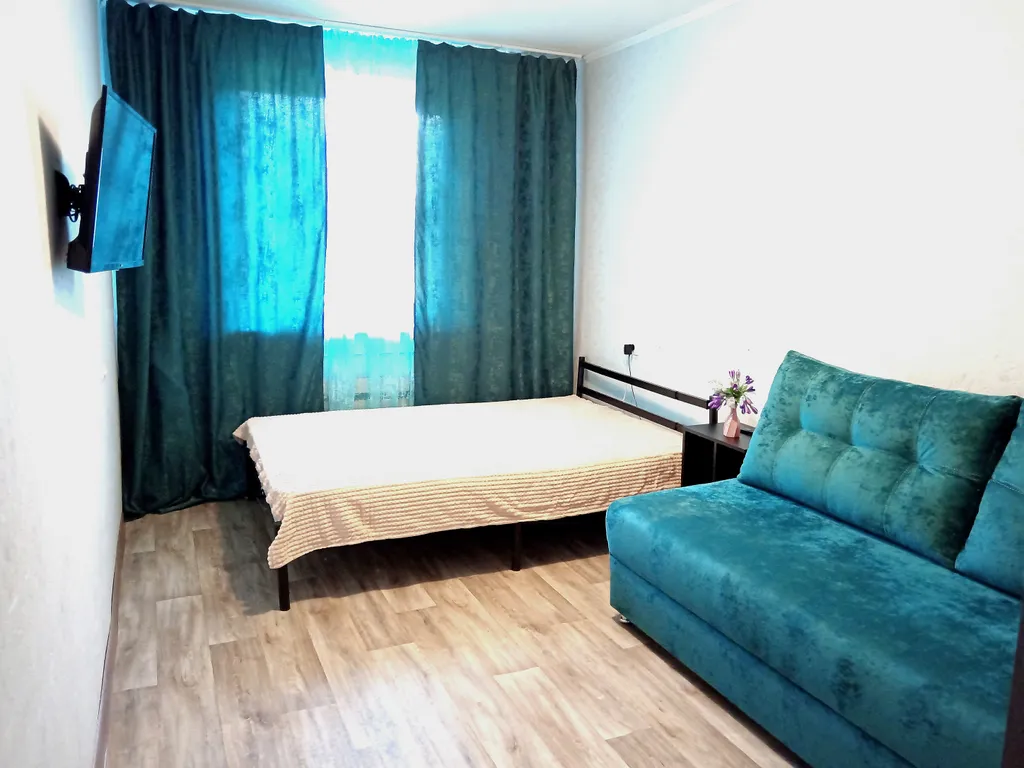 Квартира, район трубного завода