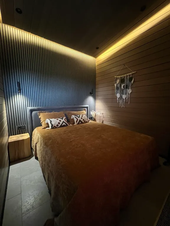 Дом на озере