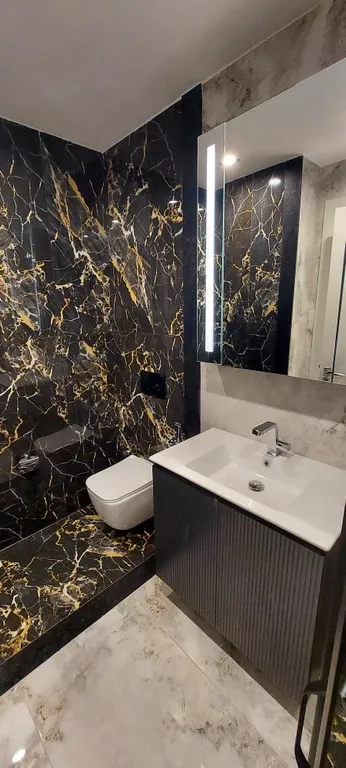 Двухуровневая квартира с собственным выходом к бассейну