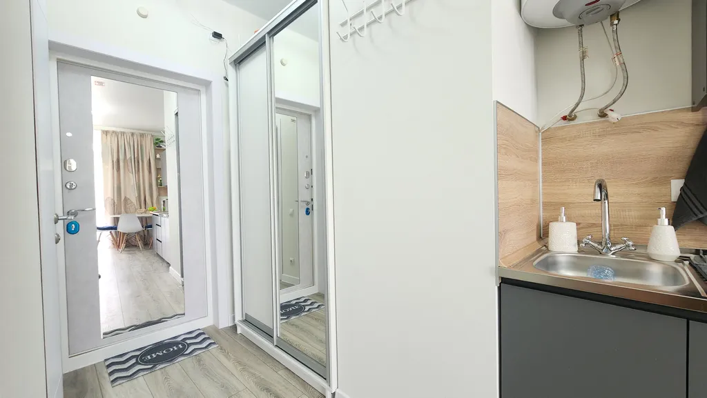 Студия с видом на горы