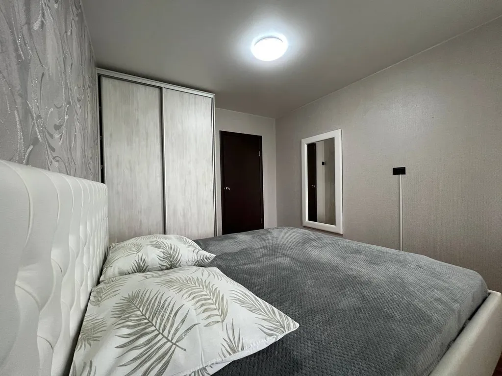 Трёхкомнатные апартаменты в центре Автозаводского района