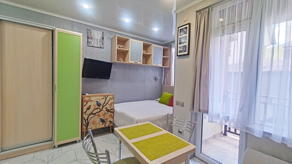 Апартамент с балконом напротив Казино