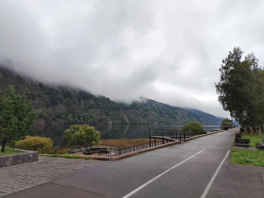 Уютная квартира на набережной реки Енисей