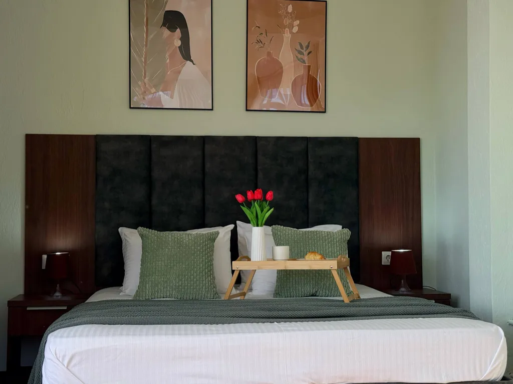 Апартаменты с видом на море. 3 минуты до пляжа. Для пятерых