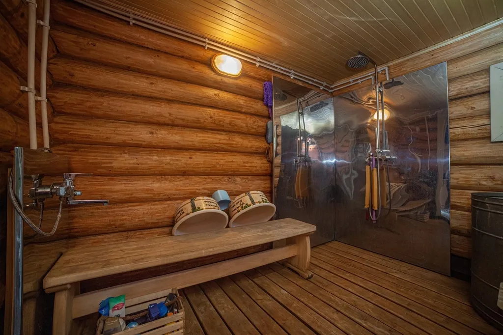 Дом за озером