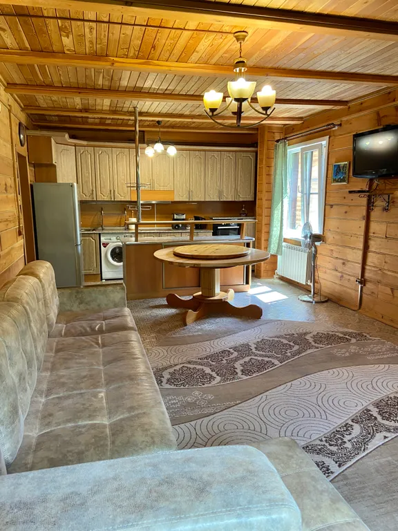 Уютный коттедж с камином