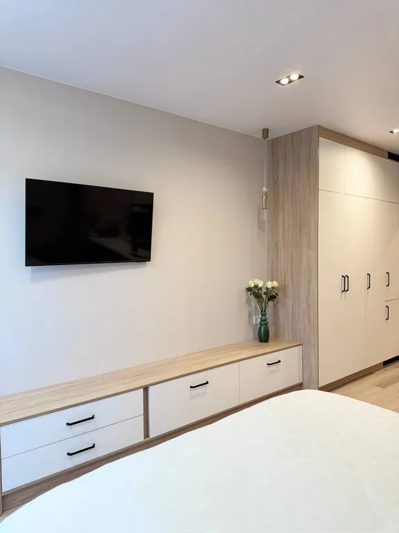 Видовая Апартаменты с подогреваемым бассейном в  в ЖК Лучистое