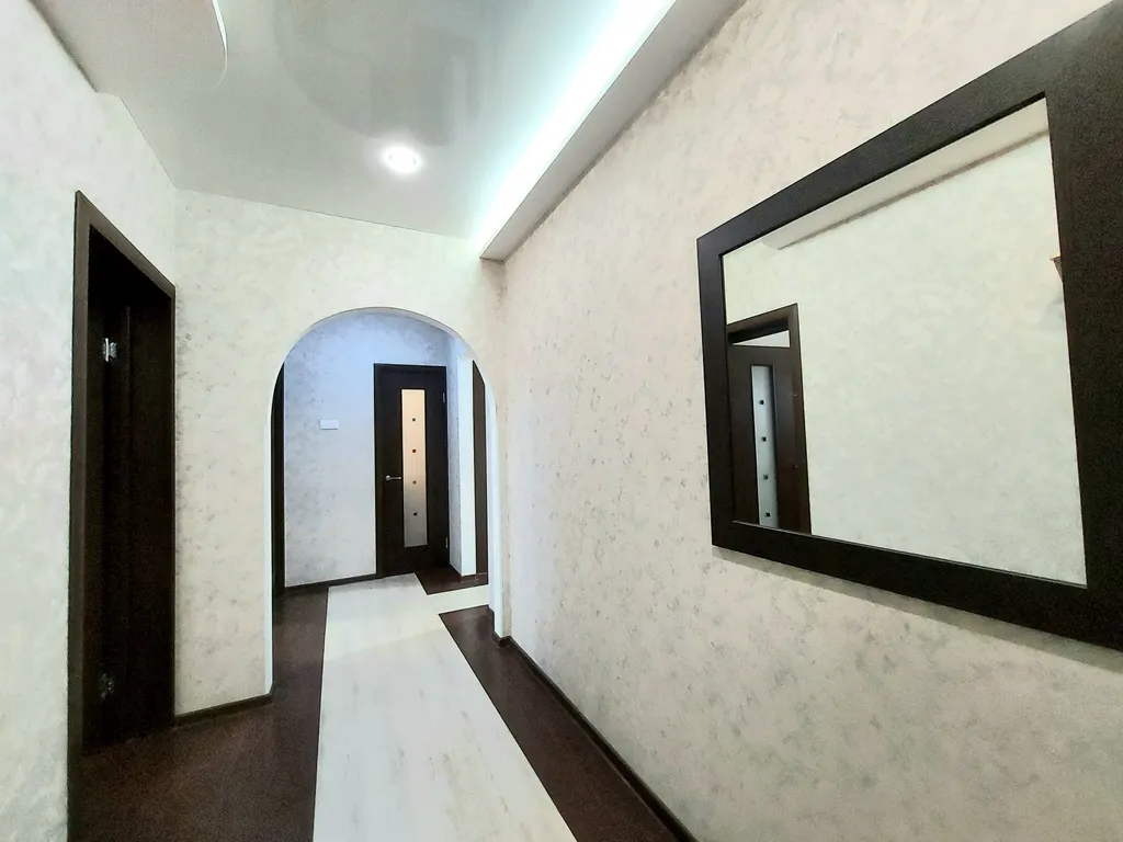 Квартира Просторные апартаменты — Элиста