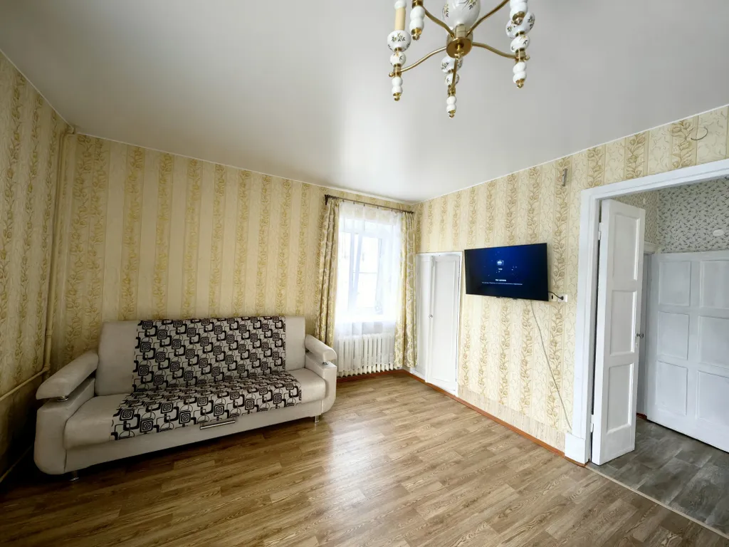 2-комнатная квартира в удобном районе: рядом Севмаш, ул. Ленина