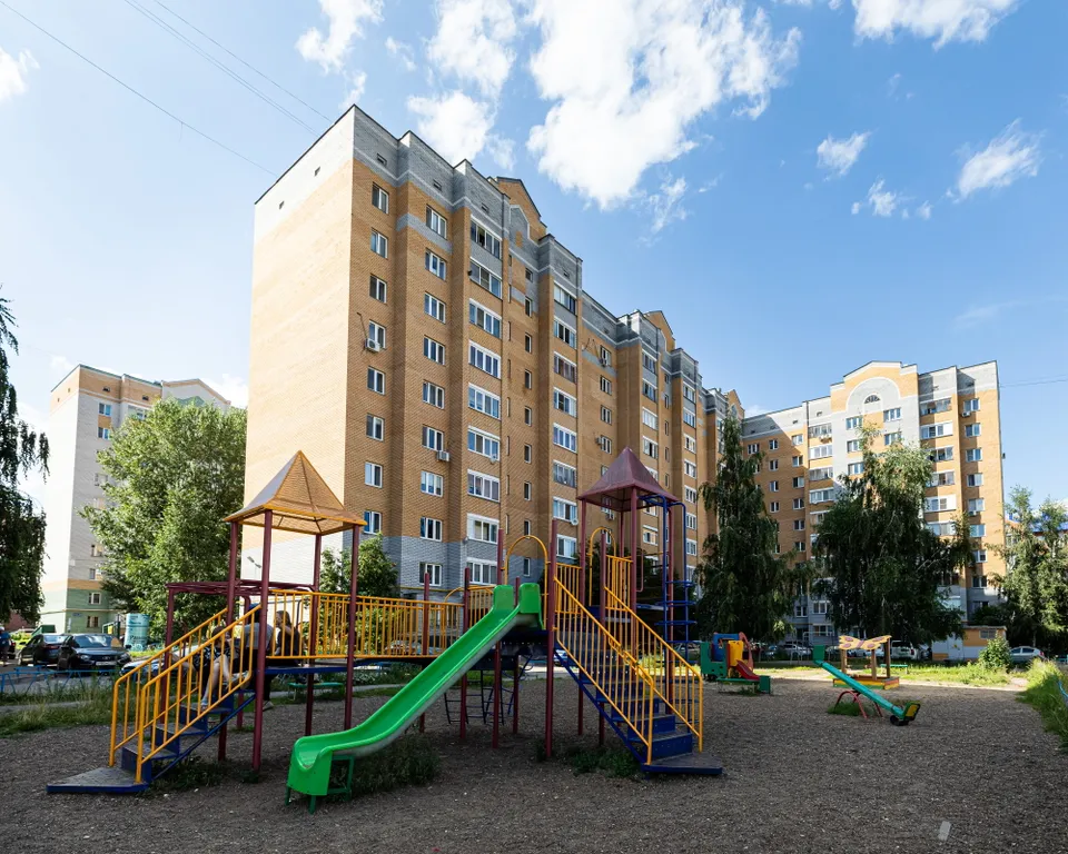 Квартира Квартира Евродвушка с диваном на кухне метро Авиастроительная — Казань