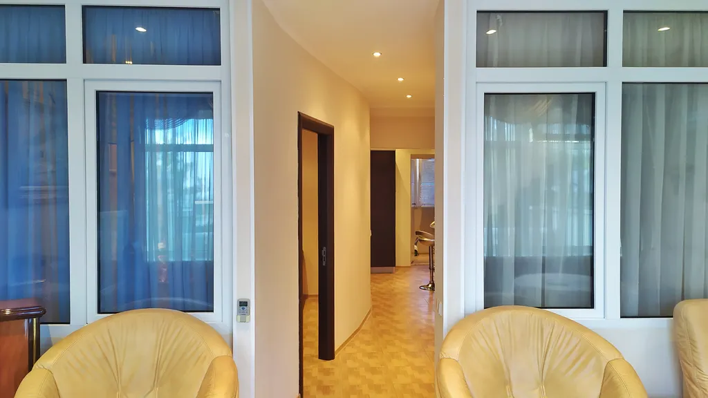 Апартамент на первой линии у самого синего Чёрного моря