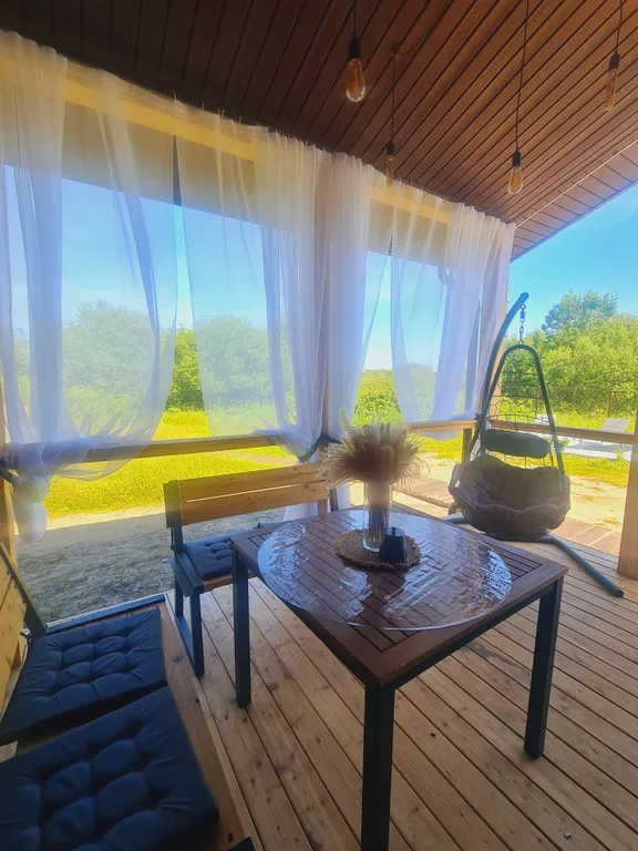 Дом у озера