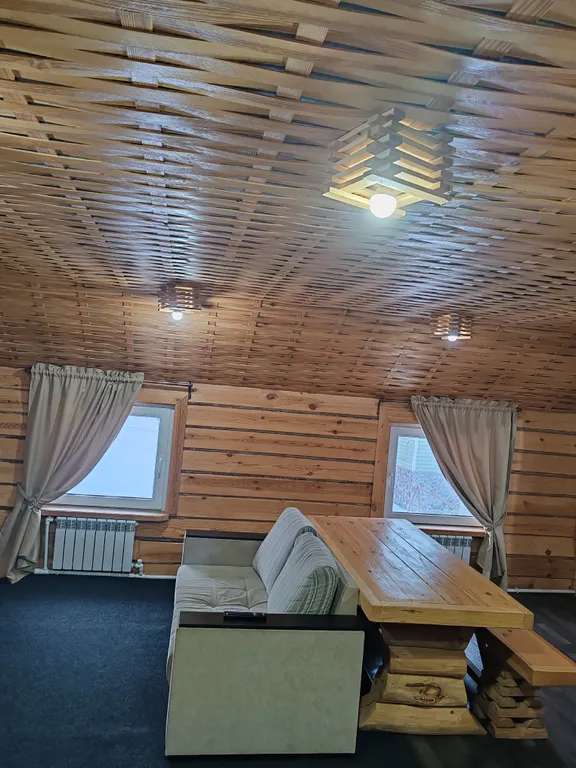 Второй этаж-студия в двух этажном доме