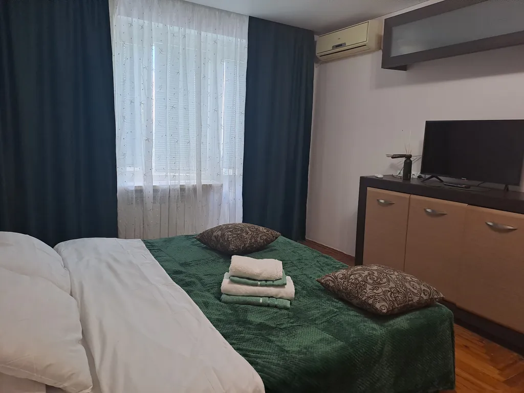 Уютная однокомнатная квартира (гостинка) — аренда посуточно в Мариуполь