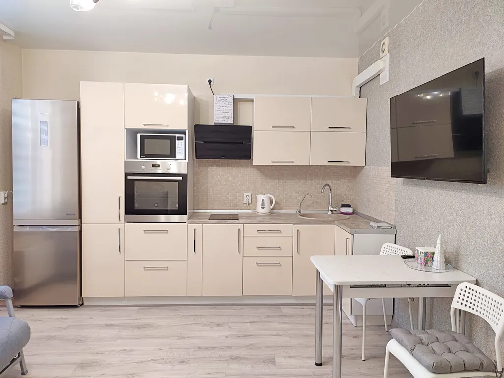 Комфортная квартира на набережной