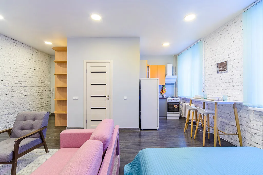 Студия в самом центре на площади Победы